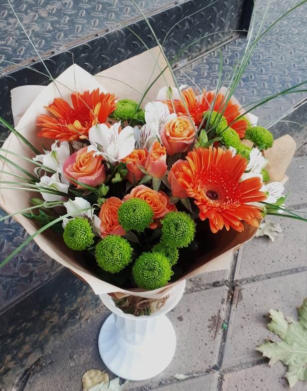 Букет цветов из: Герберы, Хризантемы, Альстромерии и Розы в Верейке