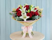 Букет цветов из:  Лилии и Розы #REPLACE_PRED# Верейке