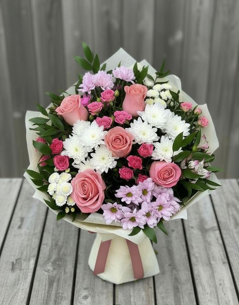 Букет цветов из: Альстромерии, Гвоздики, Розы и Хризантемы в Верейке