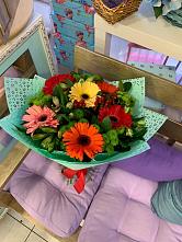Букет цветов из:  Герберы, Хризантемы и Альстромерии #REPLACE_PRED# Верейке