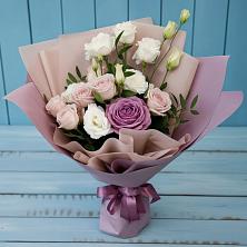 Букет цветов из:  Розы и Лизиантусы в Верейке