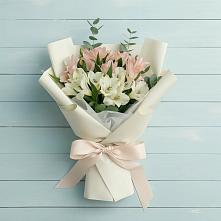 Букет цветов из:  Альстромерии в Верейке