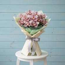 Букет цветов из:  Орхидеи и Розы #REPLACE_PRED# Верейке