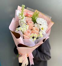 Букет цветов из:  Хризантемы и Розы в Верейке