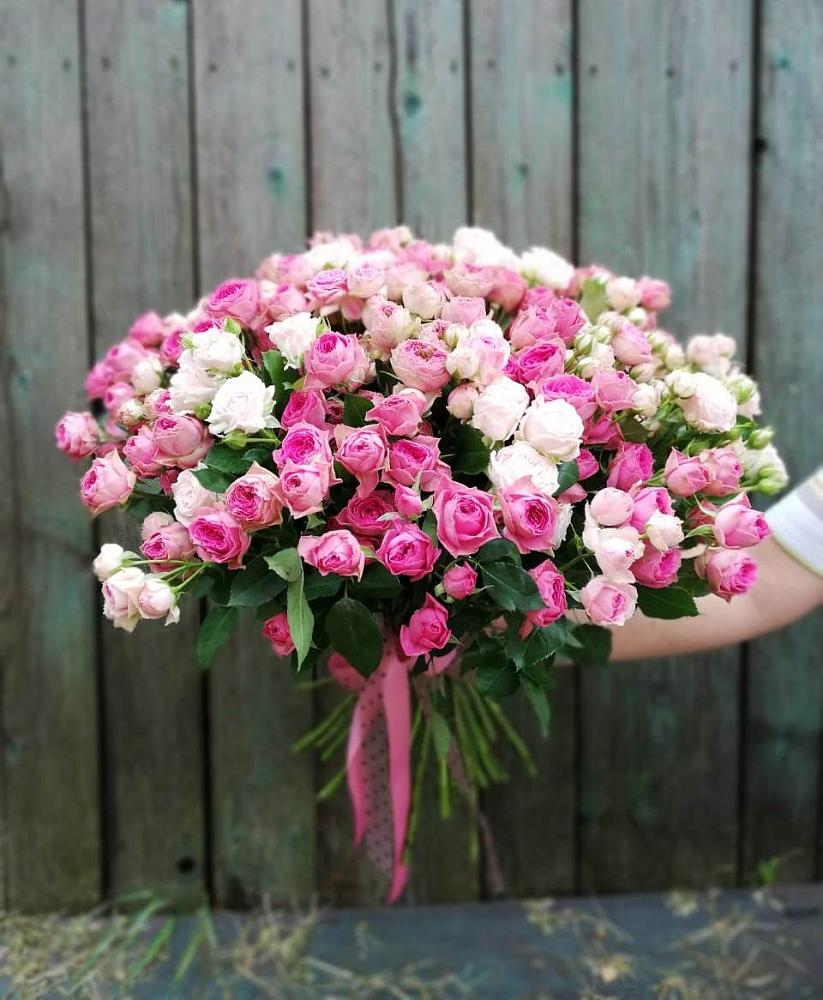 Букет Розовые кустовые розы Натали и Лав Лидия в Верейке