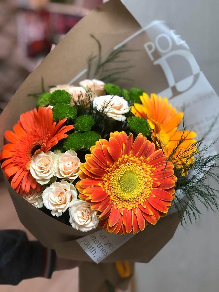 Букет цветов из: Герберы, Хризантемы и Розы в Верейке