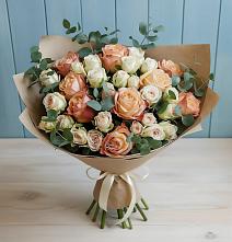 Букет цветов из:  Альстромерии и Розы в Верейке