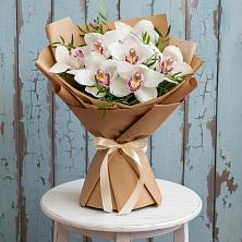 Букет цветов из:  Орхидеи и Розы в Верейке