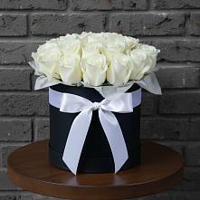 Цветочная композиция из Розы в шляпной коробке в Верейке