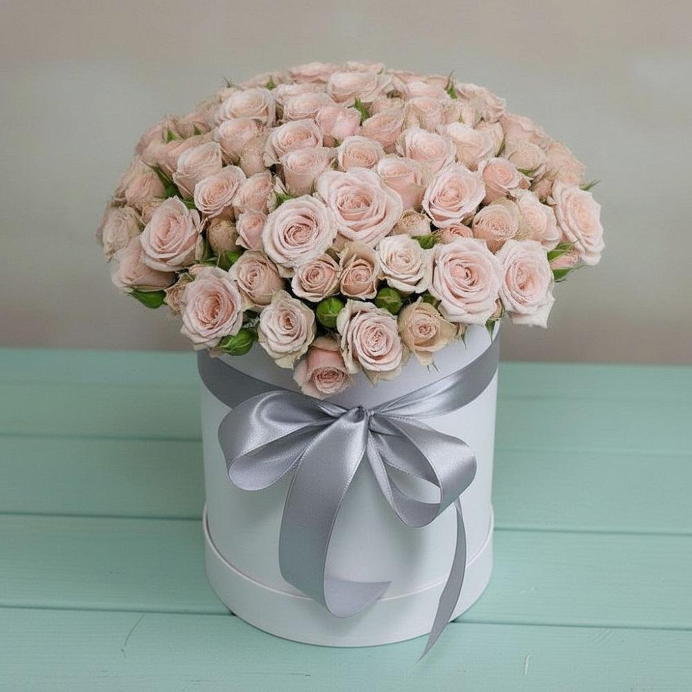 Цветочная композиция из Розы в шляпной коробке в Верейке