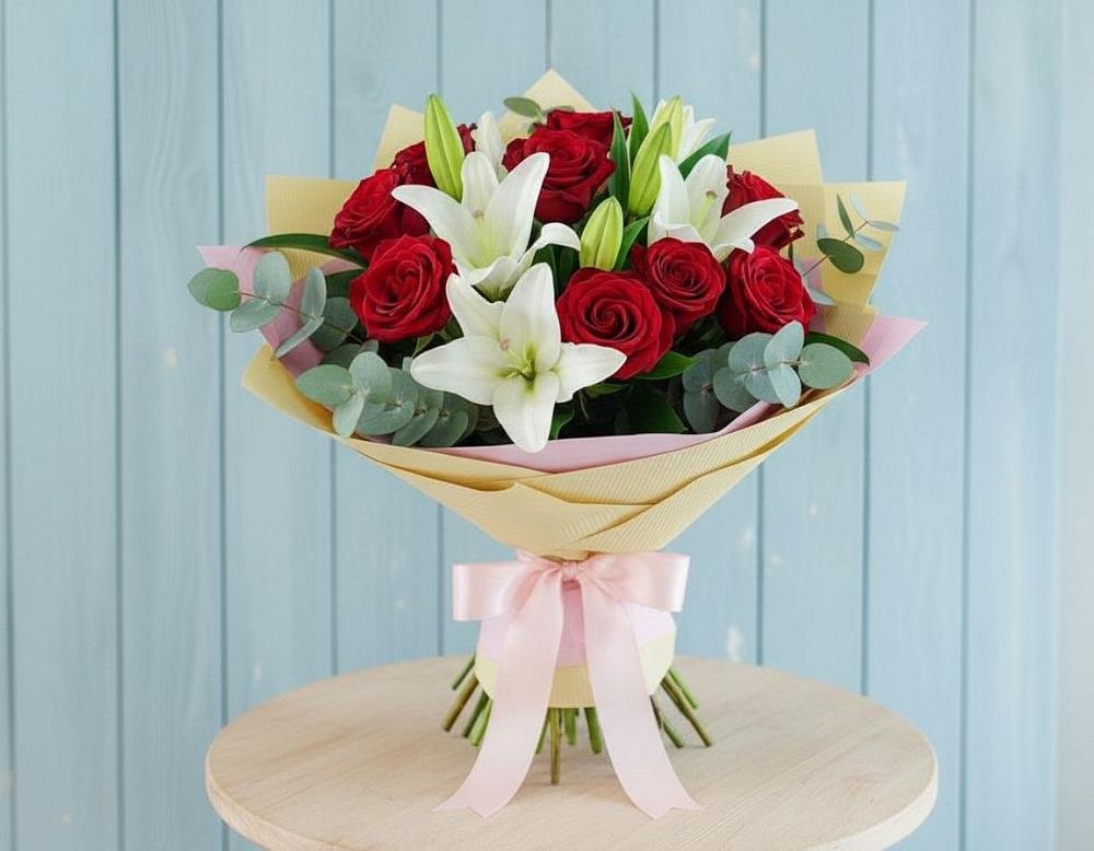 Букет цветов из: Лилии и Розы в Верейке