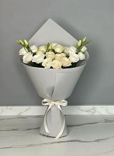 Букет цветов из:  Розы и Лизиантусы в Верейке